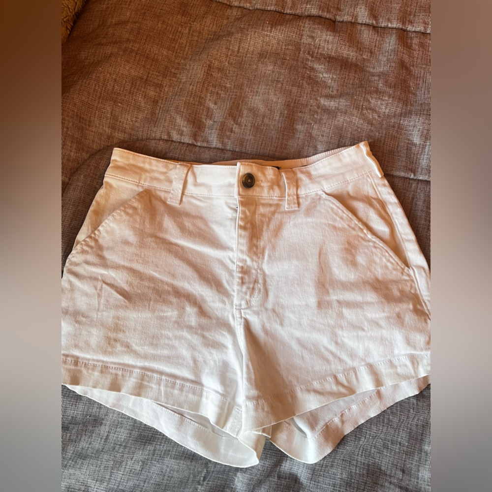 White Hollister Shorts High Rise Juniors
